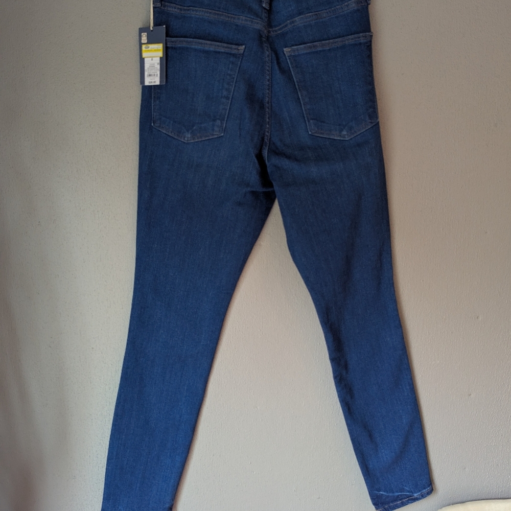 Universal Thread High-Rise Skinny Jeans - Medium Wash 8 - Picture 5 of 8